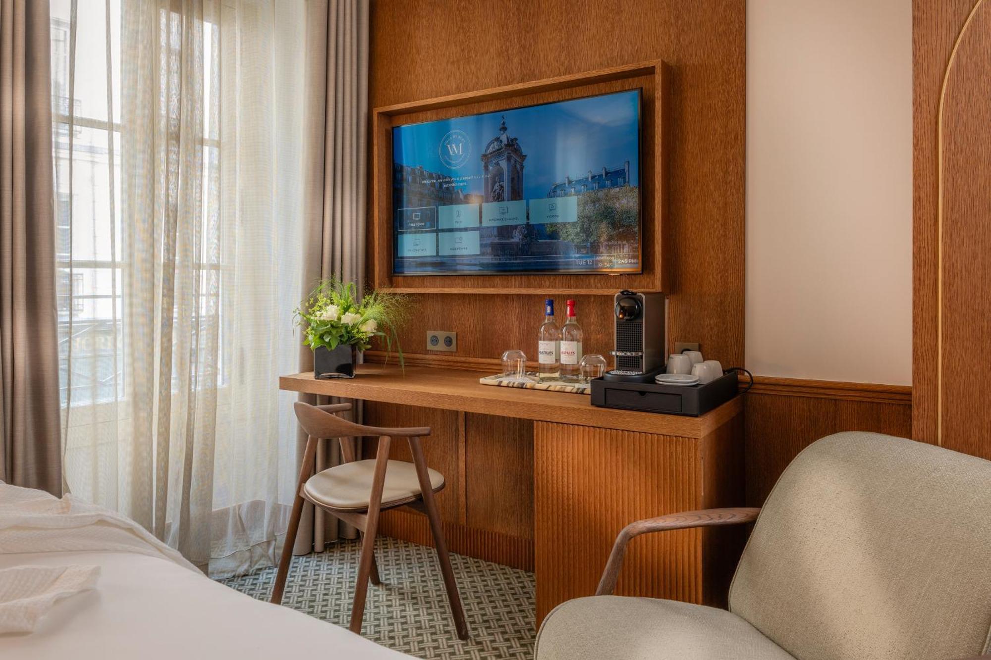 Executive Family Room,1697051179:JPEG